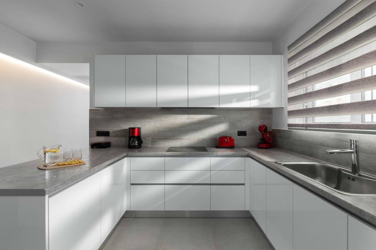 Kallia Sea Breeze - 3 Bedroom Apartment Rhodes City Екстер'єр фото